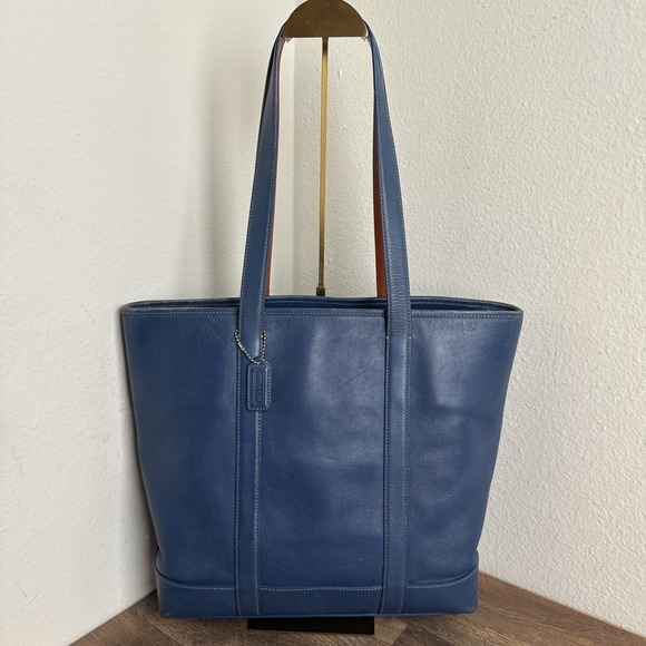 Coach Handbags - Vintage Coach Hamptons Tote Shoulder Bag Leather Blue 5188 WITH COA